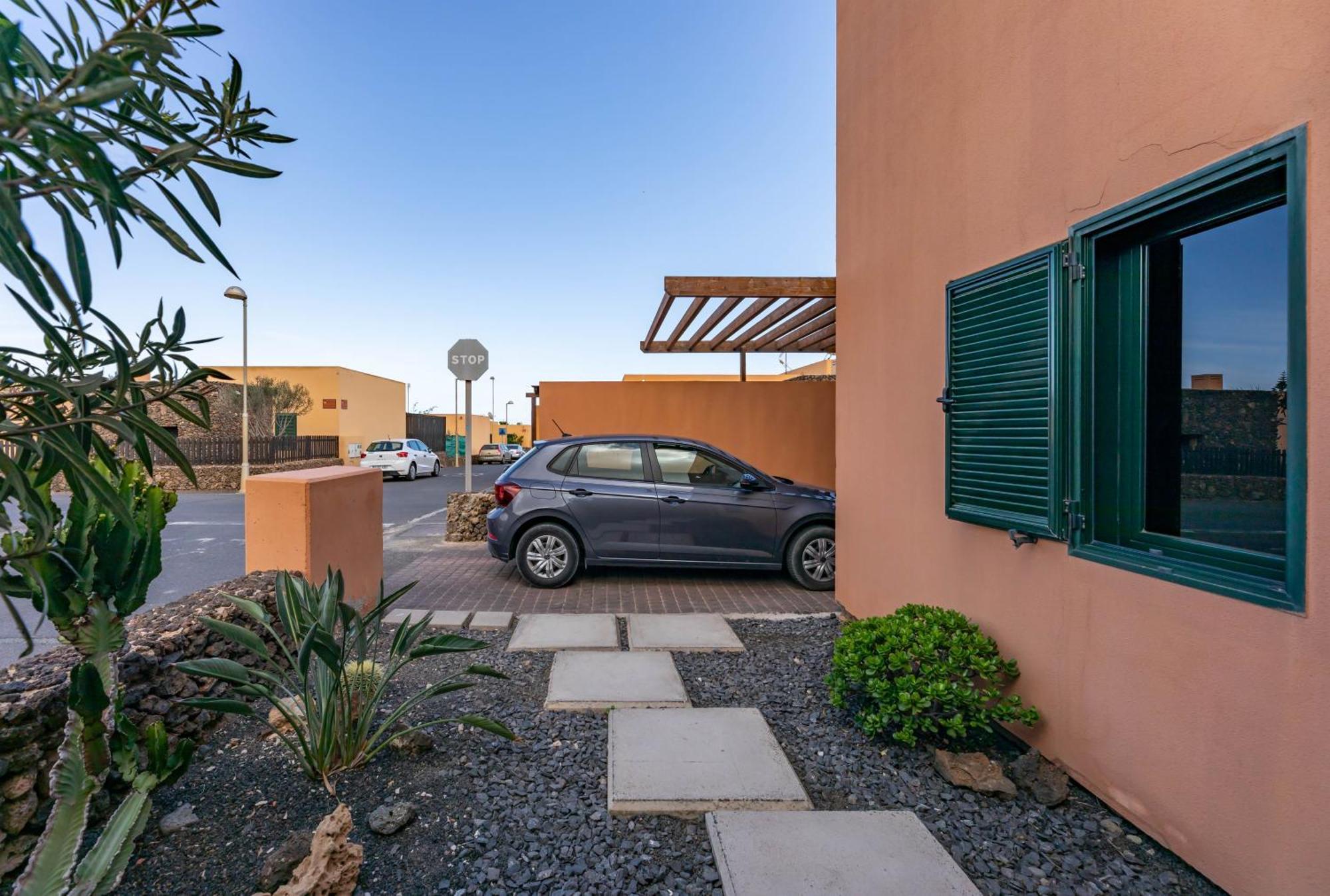 فيلا Sunrise Surf House, Big Garden, Hot Tub, Parking, Super-Fast Free Wi-Fi كوراليهو المظهر الخارجي الصورة
